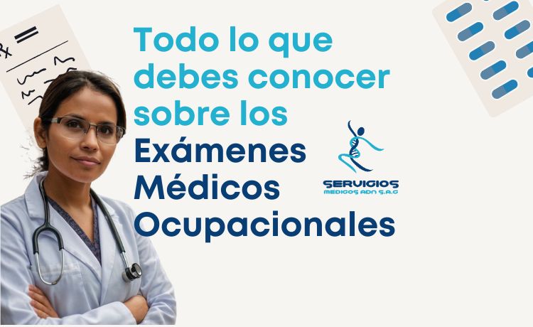 Médico realizando exámenes médicos ocupacionales a trabajador industrial en Lima Sur, con equipos de seguridad y salud laboral en el fondo